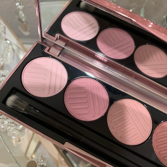 DOSE OF COLORS 💕 Marvelous Mauves Palette - Picture 5 of 8